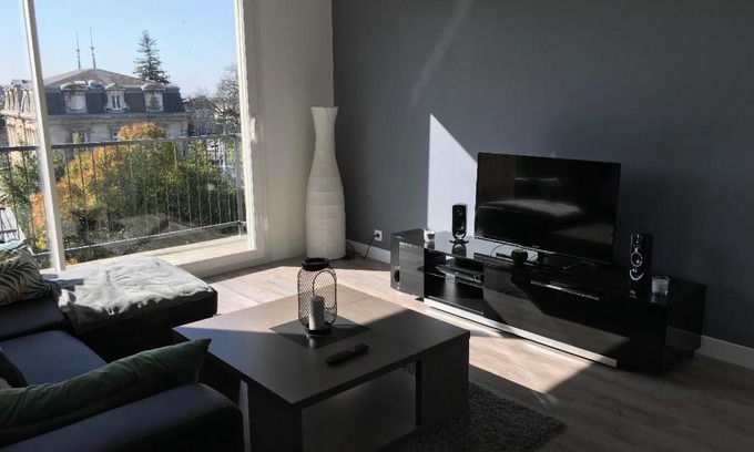 Lormont Apartment | Superbe appartement proche Bordeaux pied du tram