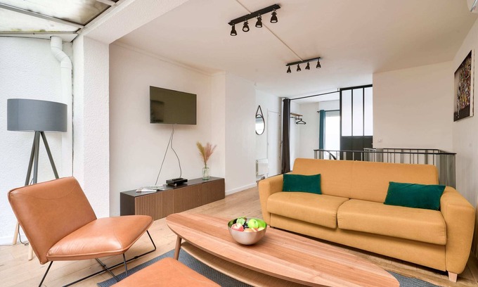 Grenelle Apartment | Superbe loft avec patio - Tour Eiffel