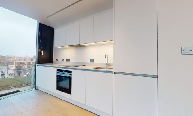 Archway House | Superior 1 bed in Hill House