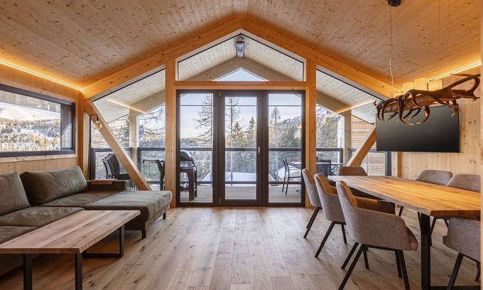 Turracher Hohe Ski Chalet | Superior Chalet # 7 with Sauna & Hot Tub