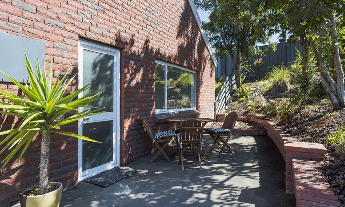 Dunedin House | Superior Dunedin Apartments