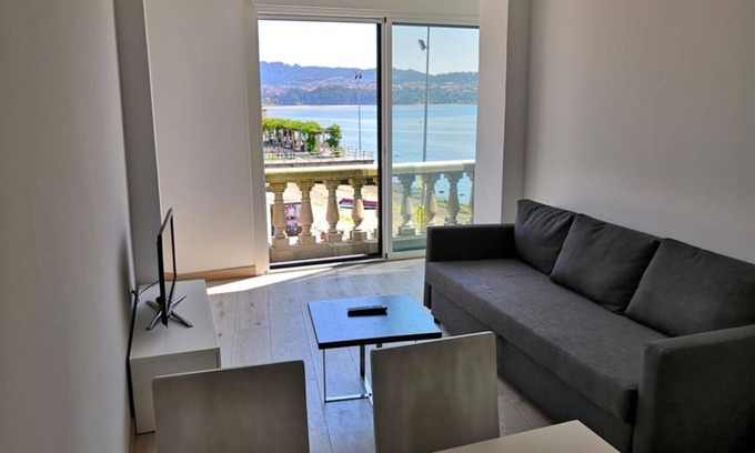 Combarro Apartment | Superior Sea View Apartment (APT 2)