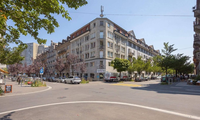 Sihlfeld Apartment | Superior Studio in Zurich (BE-51)