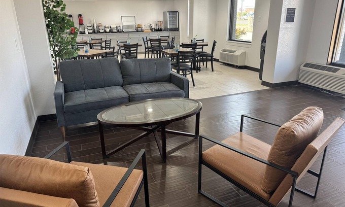 Gonzales Hotel | SureStay by Best Western Gonzales