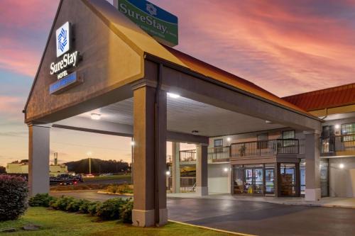 Lenoir City Hotel | SureStay Hotel by Best Western Lenoir City
