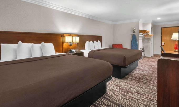 Benbrook Hotel | SureStay Plus by Best Western Benbrook Fort Worth