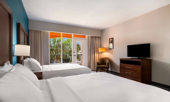 The Villages Hotel | SureStay Plus Hotel by Best Western The Villages