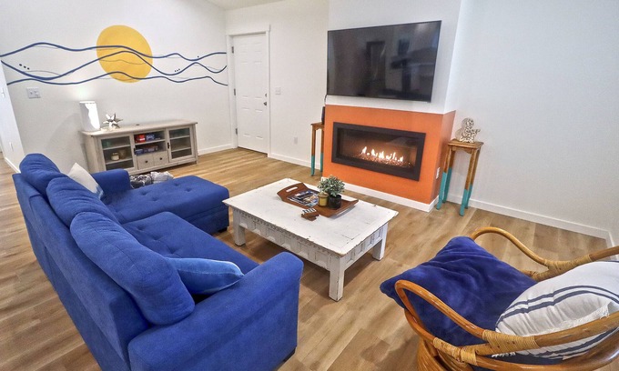 Ocean Shores House | Surf Bungalow - pets welcome, fully fenced yard!