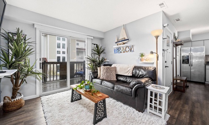 Ocean City Condo | Surf Crest 101 - Pet Friendly Condo in a Great Downtown OCMD Location!