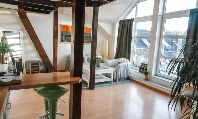 Ramersdorf Apartment | Surfer Loft with AC and sun terrace