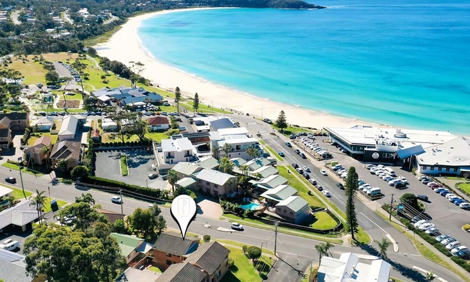 Mollymook Apartment | Surfmist Four - A calm and peaceful oasis just moments from the beach
