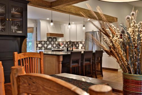 East Haven Rutland County House | Susan Lane Hideaway - 4BR, 3BA Renovated Home, Close to Skiing and Town, Fireplace