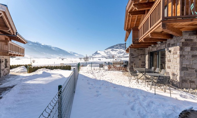 Piesendorf Apartment | Sustainable apartment with terrace and wellness