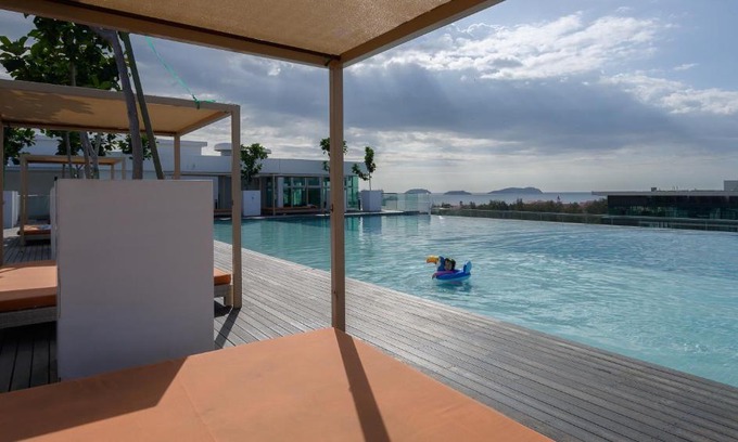 Kampung Sembulan Baru Apartment | Sutera Avenue KK Infinity Pool 10 mins to Airport 10 mins to Jetty LSS HomeStay
