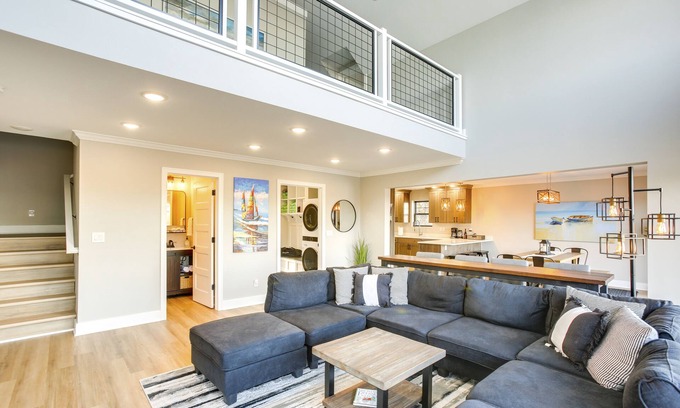 Suttons Bay House | Suttons Bay Home: Hot Tub, Lake Views & Fire Pit