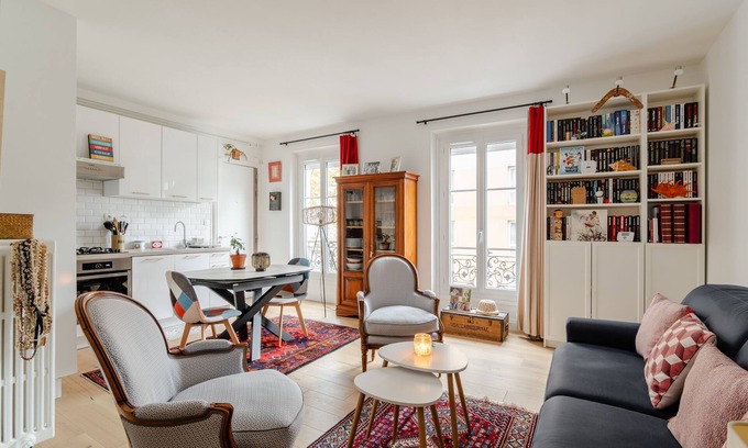 Grenelle Apartment | Swan's Nest, by Veeve