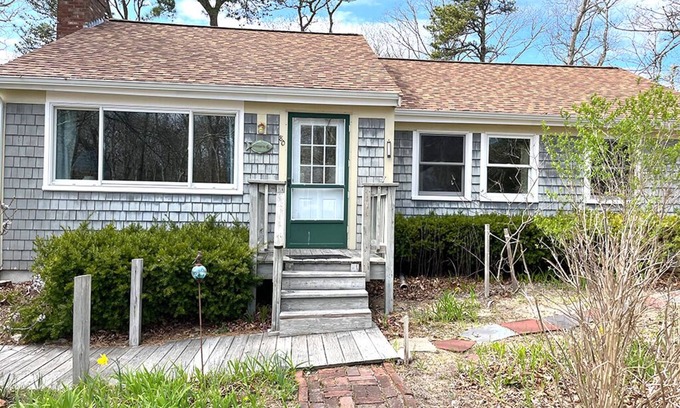Brewster House | Sweet Cape Cod Cottage Close to Beaches, Cape League Baseball and Ice Cream