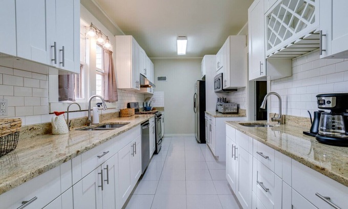 Himrod Other | Sweet Farm Guest House w/Lake Views & Vineyard