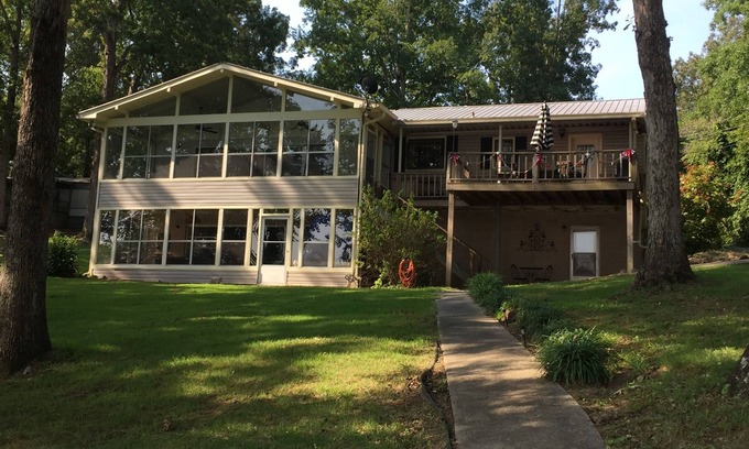 Jasper House | Sweet Home Alabama on Smith Lake