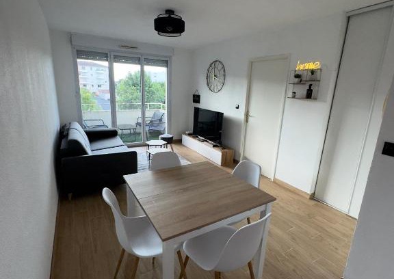 Poitiers Apartment | Sweet home