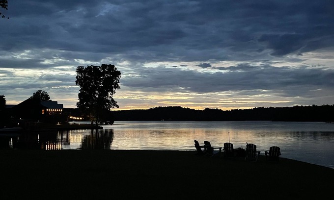 Alexander City House | {Sweet Home Oakachoy} lake-front on Lake Martin