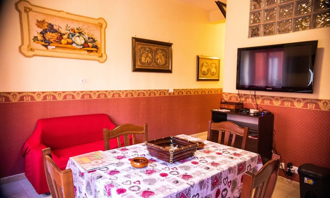 Naples City Centre Apartment | Sweet House "Bourbon Dynasty" - An unforgettable experience!