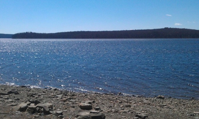 White Mills House | sweet retreat a spacious home near of most lakes, and poconos attractions