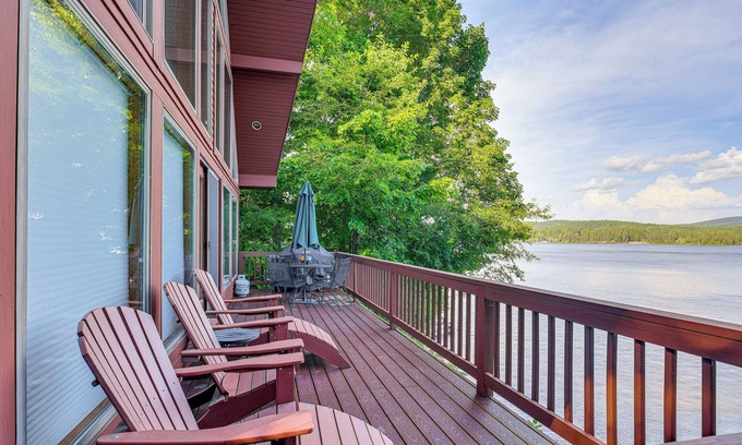 Schroon Lake House | 'Sweet Serenity' Schroon Lake Family Retreat!