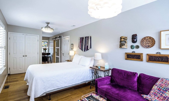 Downtown House | Sweet Suite - Close to Downtown!