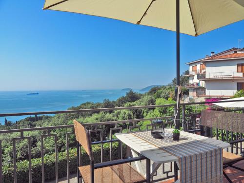 San Terenzo Apartment | Sweet View Blue Of Patty 1