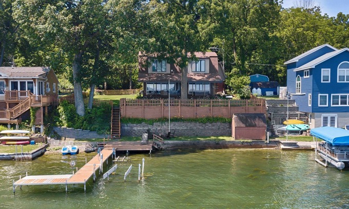 Seneca Falls Cottage | Sweet Water: Spectacular View!