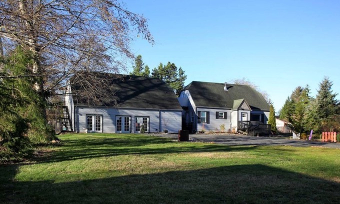 Warrenton Apartment | Sweetie Boy's Hide-A-Way