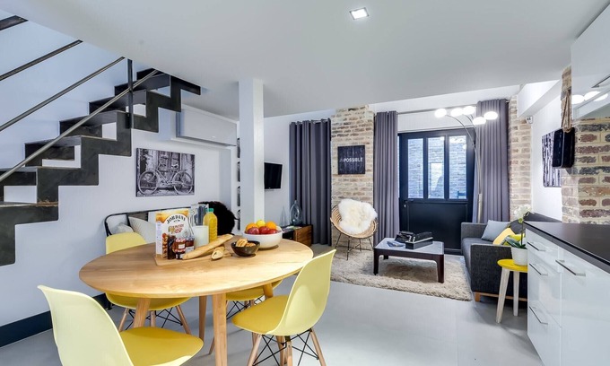 Montmartre Apartment | Sweett | Tardieu I - Two Bedroom Apartment, Sleeps 6