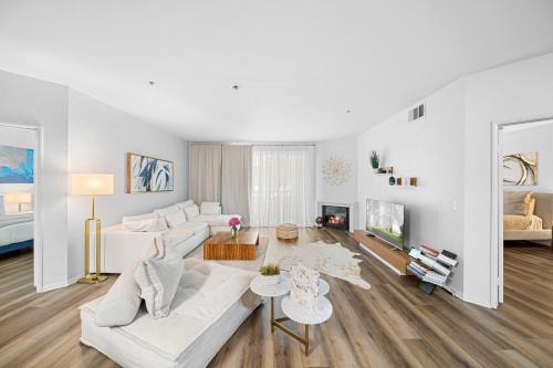 Marina del Rey Apartment | Swim Dine Relax in Marina Del REY