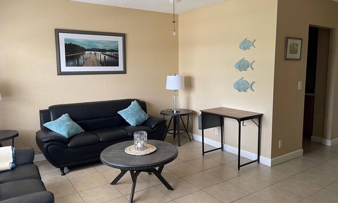 Delray Beach Apartment | Swinton Ave two blocks from Atlantic Ave Downtown Delray Home Sweet Home # 9n