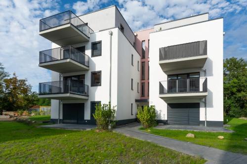 Bergisch Gladbach Apartment | T&K Apartments - Bergisch Gladbach - 7 Comfortable Apartments - 20 min to Fair Messe Cologne