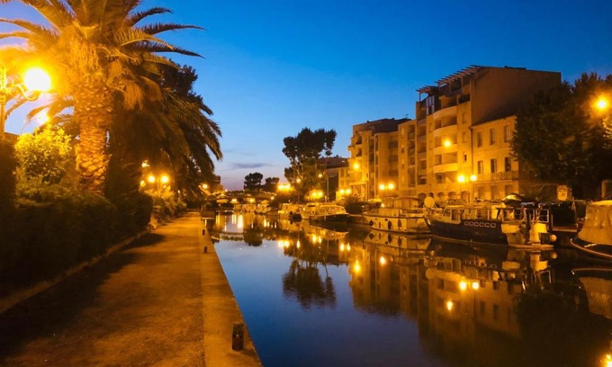 Anatole France Apartment | T1 Bis tres proche centre et canal