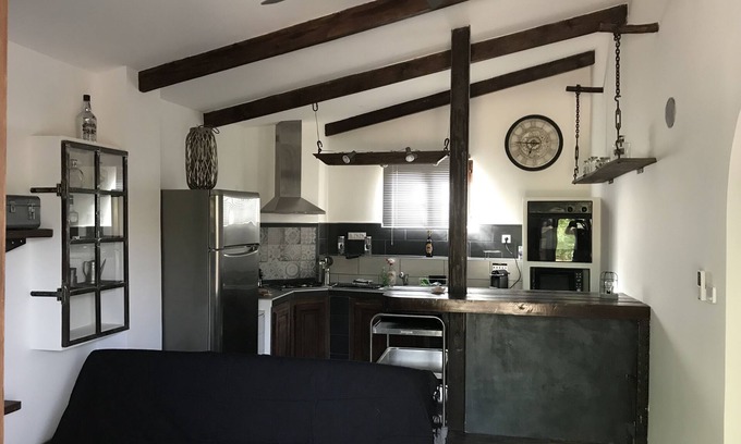 Fox-Amphoux House | T1 for couple industrial style 15 min from Gorges du Verdonš¤