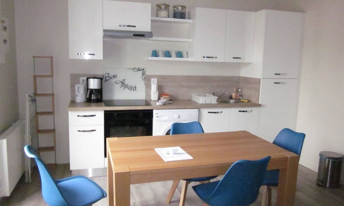 Rocabey - Alsace - Gare Apartment | T2 4 persons close station, close to the sea