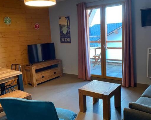 Font-Romeu-Odeillo-Via Apartment | T2 avec vue à 30m des télécabines