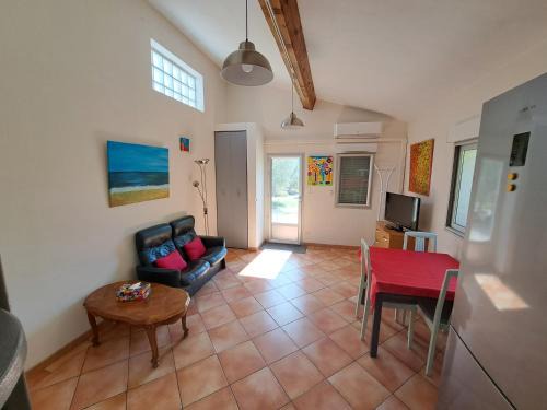 Gemenos House | T2 campagne Mitoyen