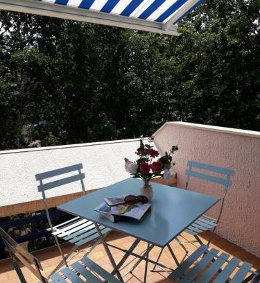 Andernos-les-Bains Apartment | T2 en duplex spacieux et central