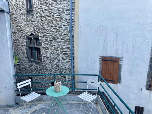 Saint-Germain-de-Calberte Apartment | T2 rénové avec terrasse au cœur des Cévennes