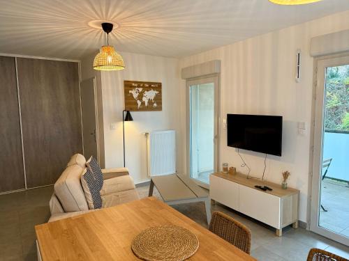 Villefranche-sur-Saone Apartment | T3 avec balcon et parking privé