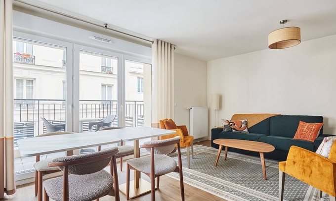 Levallois-Perret Condo | T3 spacieux + cuisine | Gare à 5 min, Paris direct