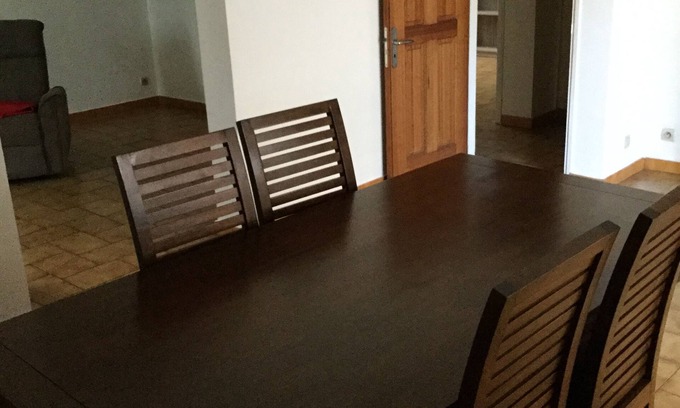 Saint-Denis House | T6 duplex near downtown, state garden, rate for 6 people