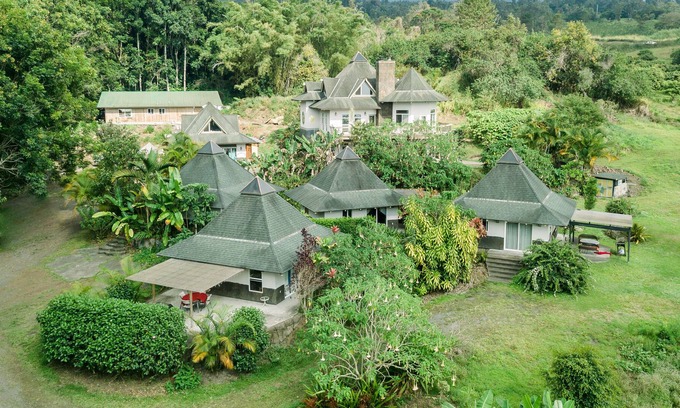 Holualoa House | TA-038-749-9520-01 Orchid Isle Manor