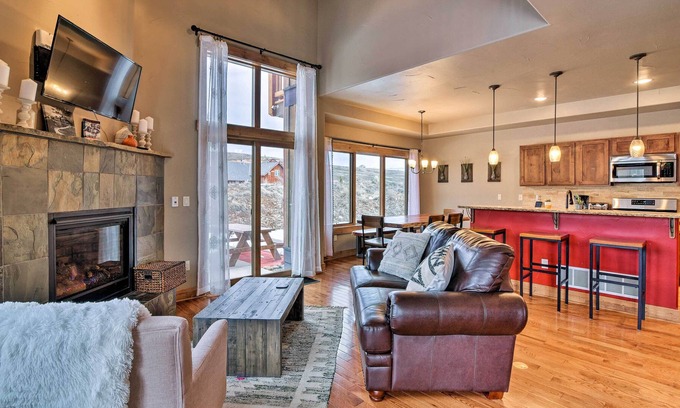 Tabernash House | Tabernash Townhome w/ Private Hot Tub & Mtn Views!