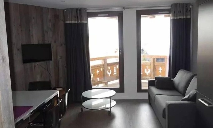 Cognet Apartment | Taburle Residence - HIGH STATION HEARING APARTMENT