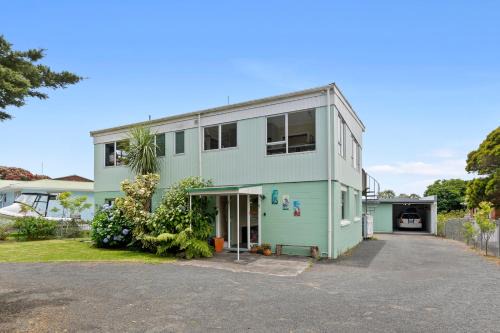Paihia House | Tahuna Family Escape - Paihia Holiday Home